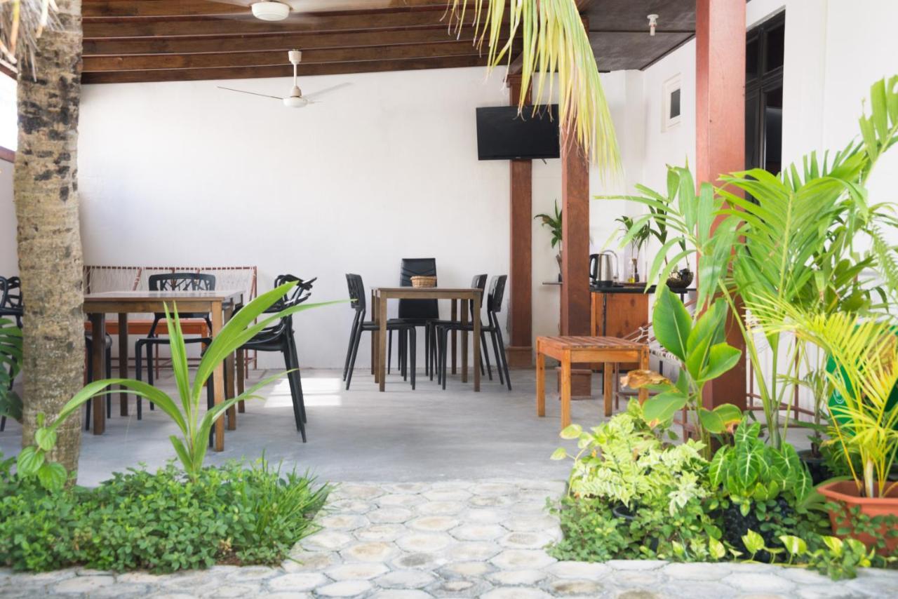 ホテル Palm Gate Maldives スルスドゥー エクステリア 写真