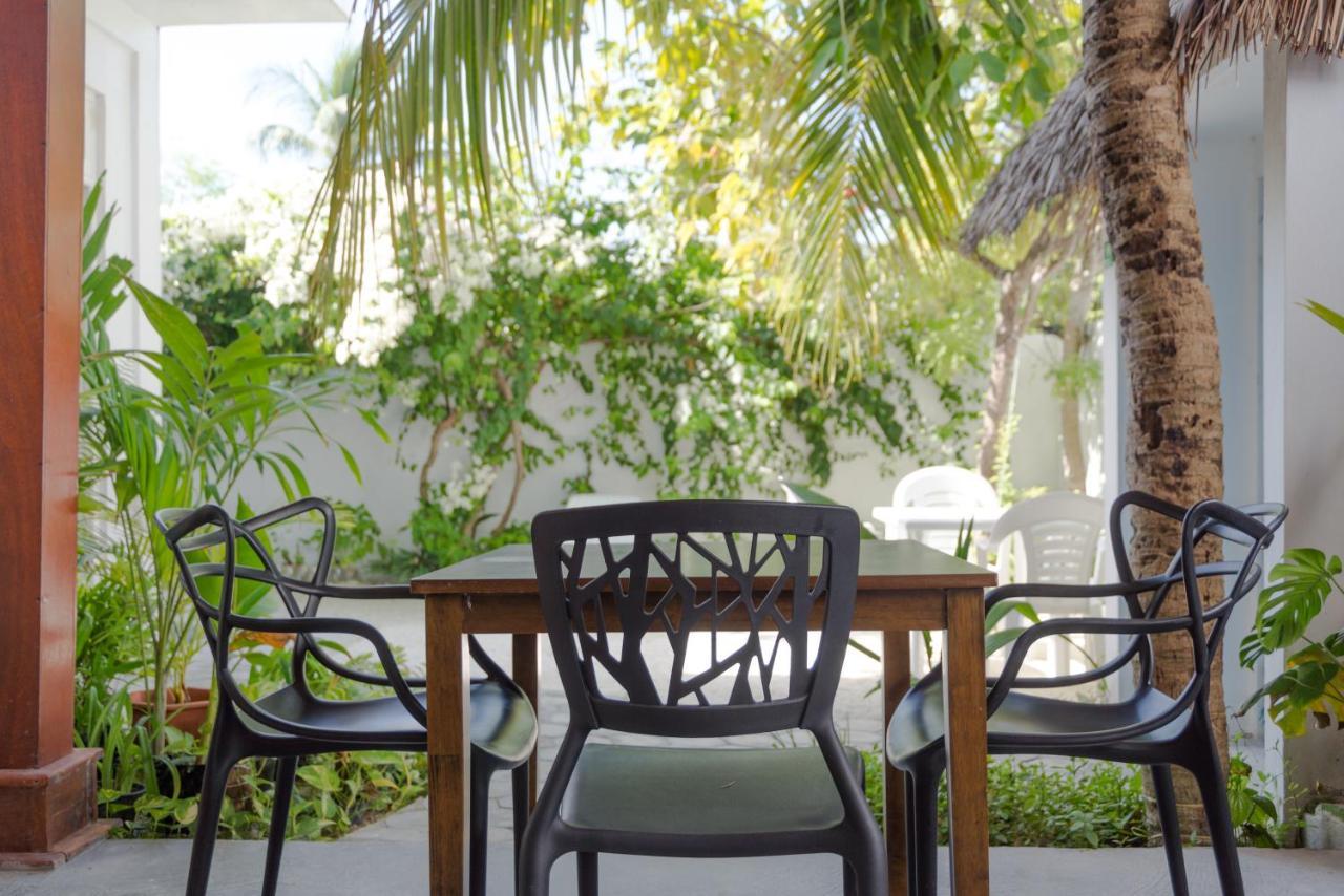 ホテル Palm Gate Maldives スルスドゥー エクステリア 写真