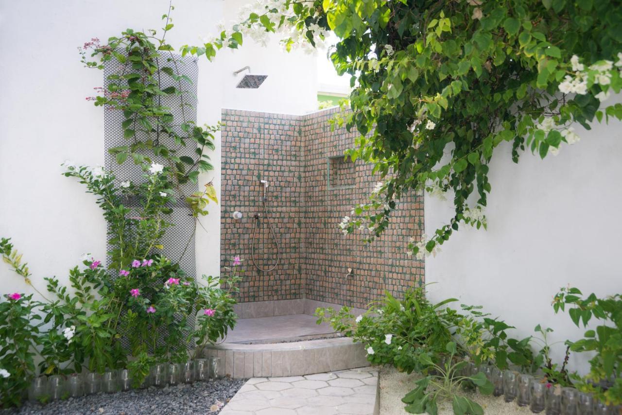 ホテル Palm Gate Maldives スルスドゥー エクステリア 写真